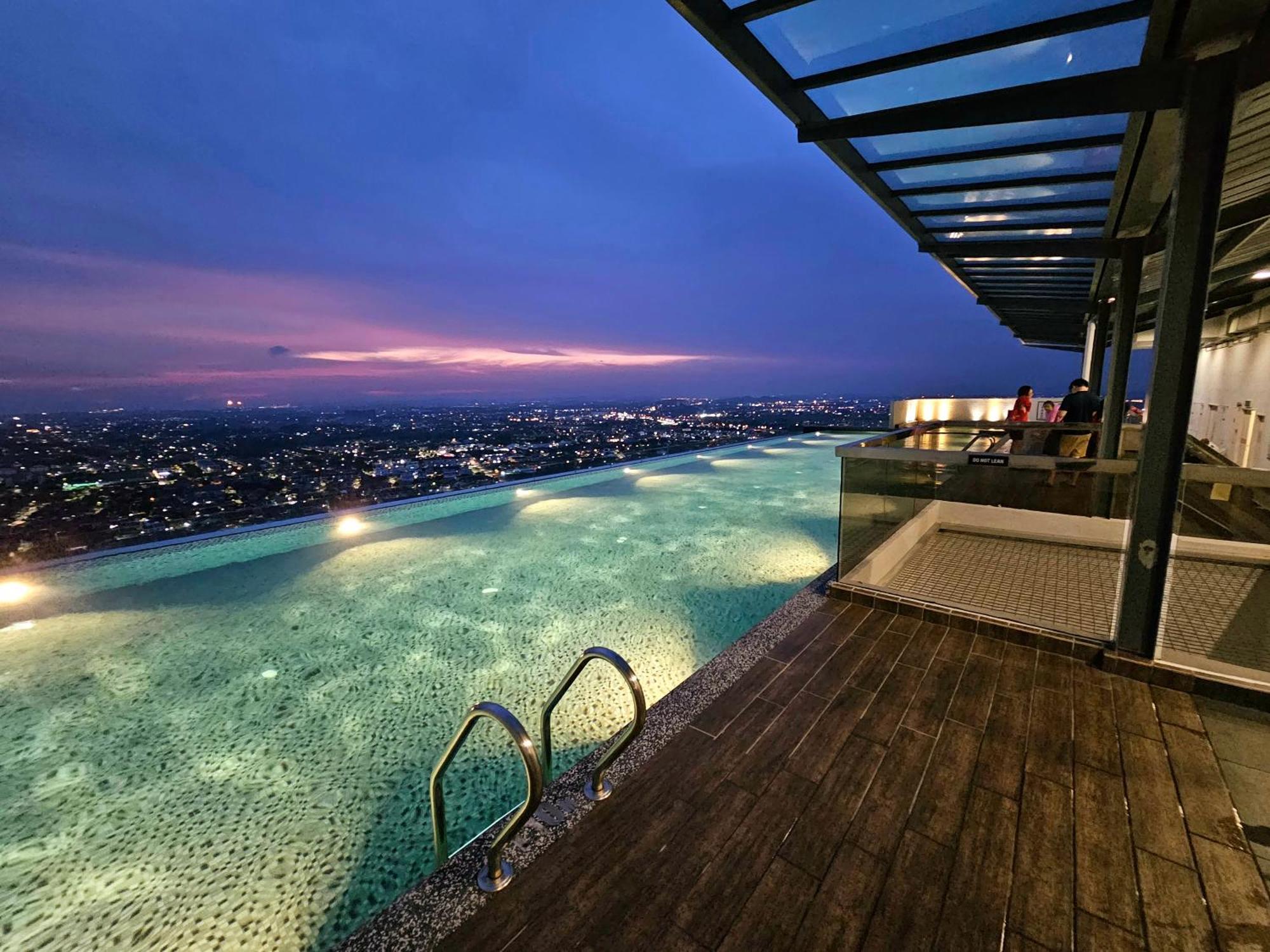Quartz Residence - Melaka Exterior photo